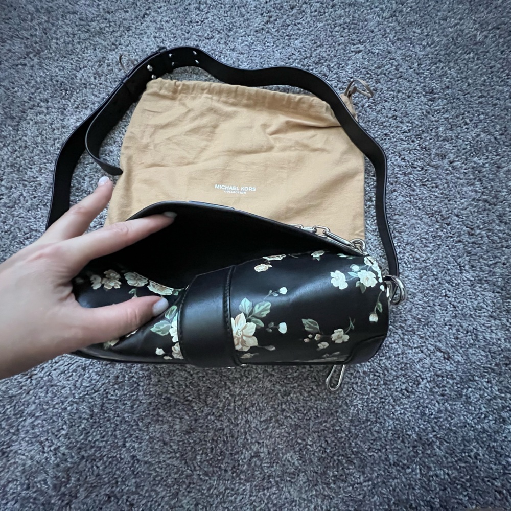 Michael Kors Crawford Floral Shoulder Bag - Picture 7 of 16